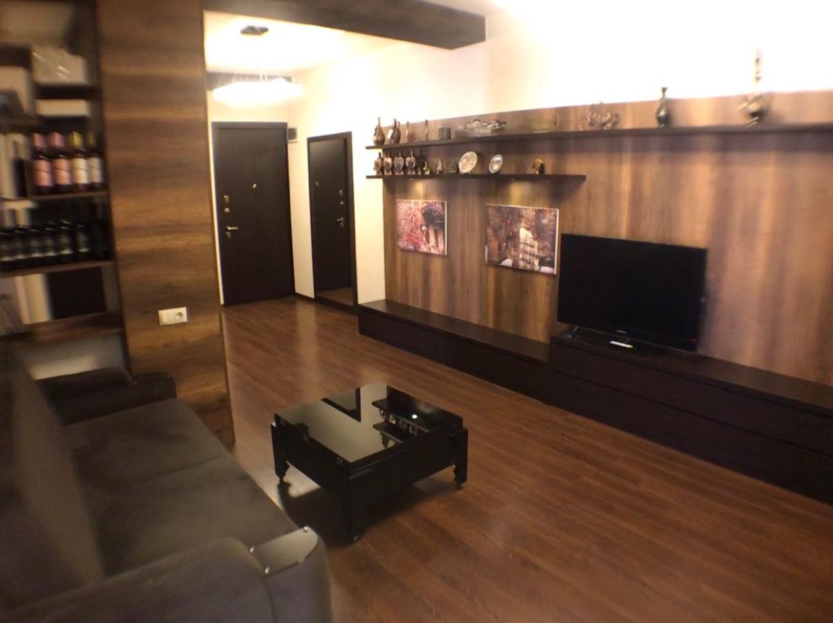 Freedom Square Apartment Tbilisi Exteriör bild
